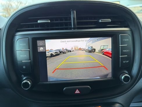 Certified 2024 Kia Soul LX w/ Option Group 015 image 32
