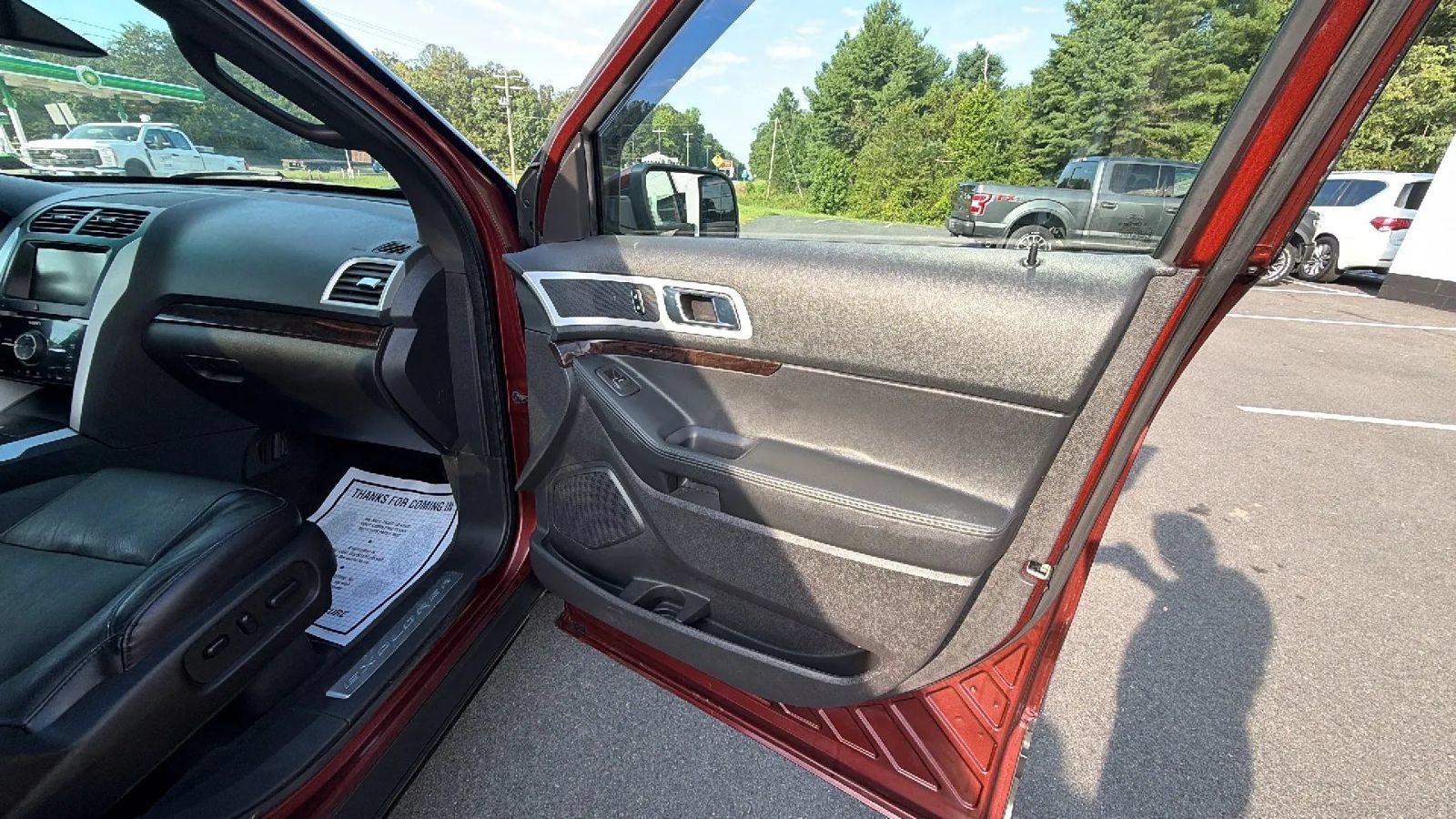 Used 2015 Ford Explorer Limited w/ Equipment Group 302A AWD/4WD image 58