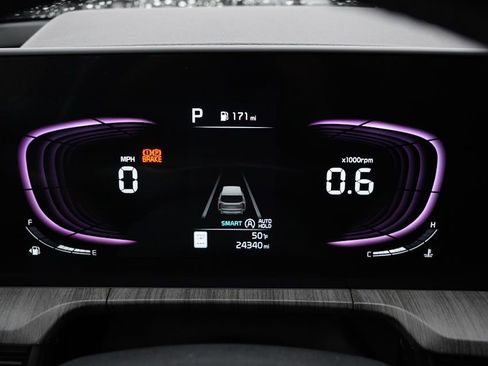 Certified 2024 Kia Telluride EX image 35