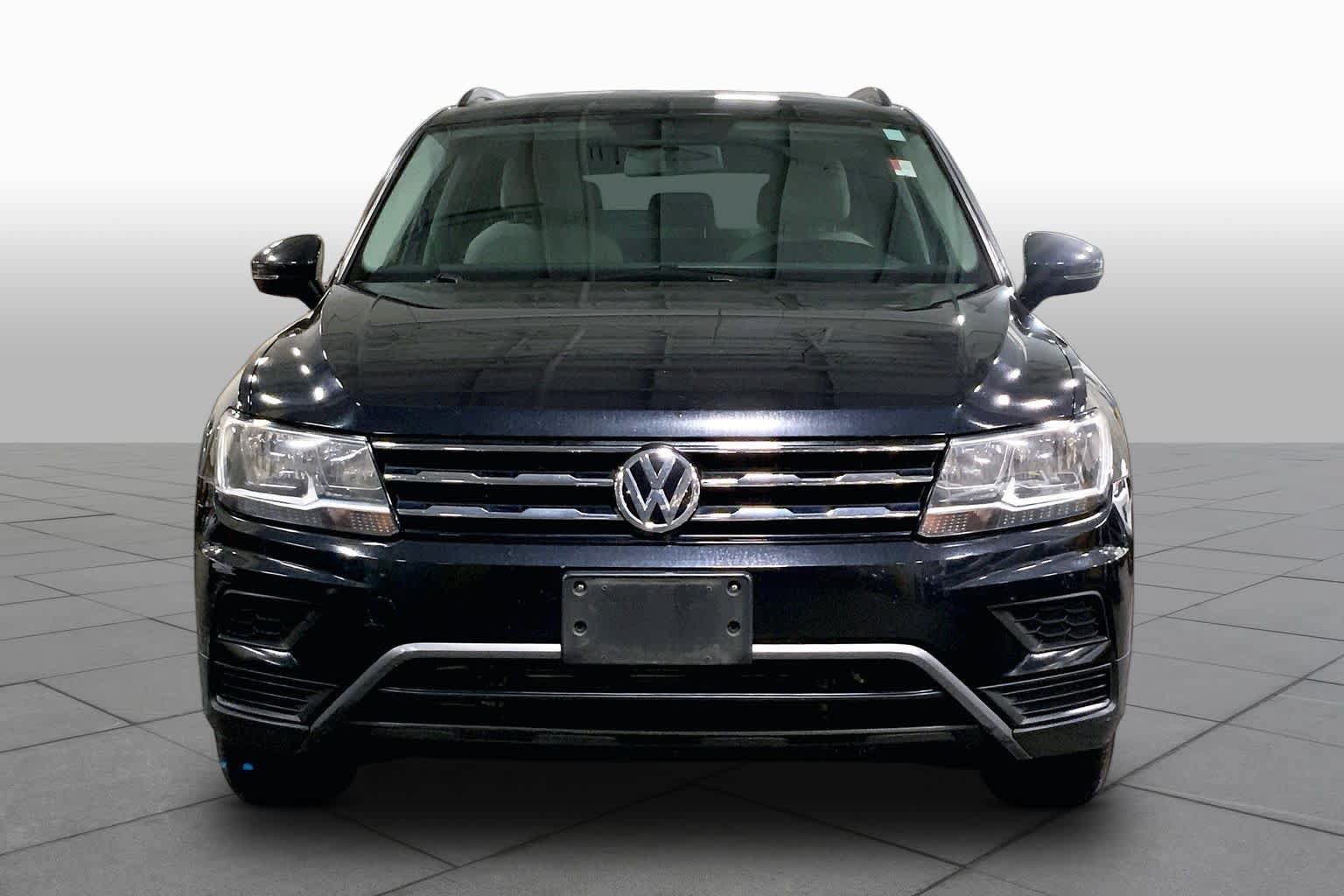 Used 2018 Volkswagen Tiguan S w/ 3rd Row Seat Package AWD/4WD image 4
