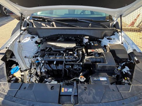 Used 2025 Hyundai Kona SEL image 32