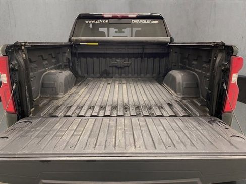 Used 2022 Chevrolet Silverado 1500 LTZ w/ LTZ Premium Package image 24