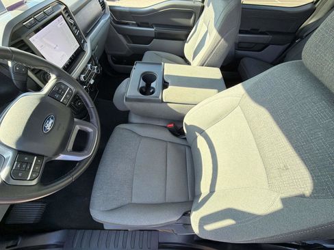 Used 2024 Ford F150 XLT image 3