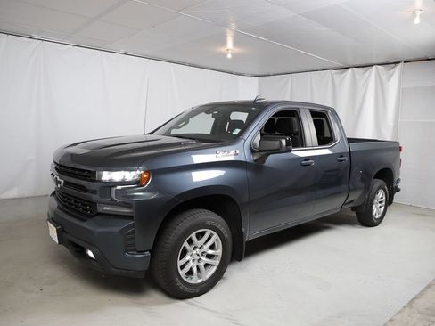 Used 2020 Chevrolet Silverado 1500 RST w/ True North Edition AWD/4WD image 17