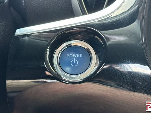 Used 2021 Toyota Prius Prime XLE FWD image 26