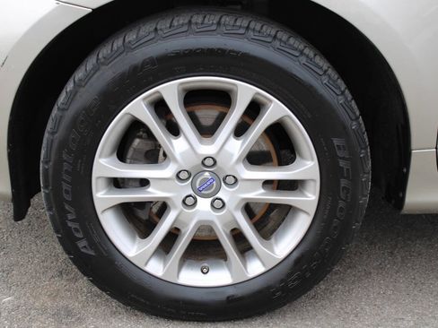 Used 2015 Volvo XC60 T5 Premier image 13