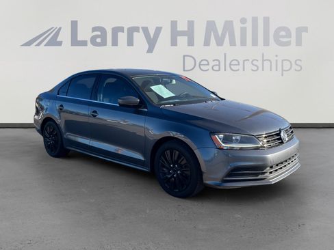 Used 2017 Volkswagen Jetta S image 7