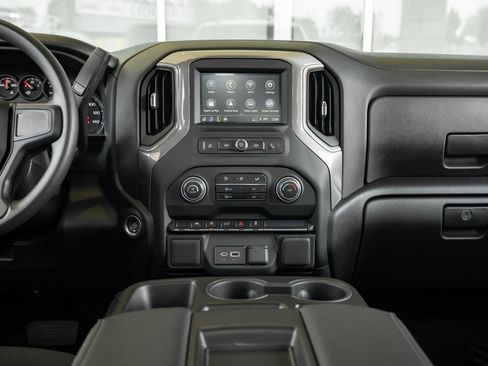 Used 2024 Chevrolet Silverado 1500 Custom w/ Turbomax Blackout Package image 32