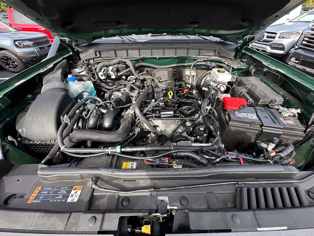 Certified 2024 Ford Bronco Everglades AWD/4WD image 29