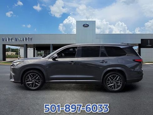 Used 2025 Lexus TX 350 AWD w/ Technology Package image 2