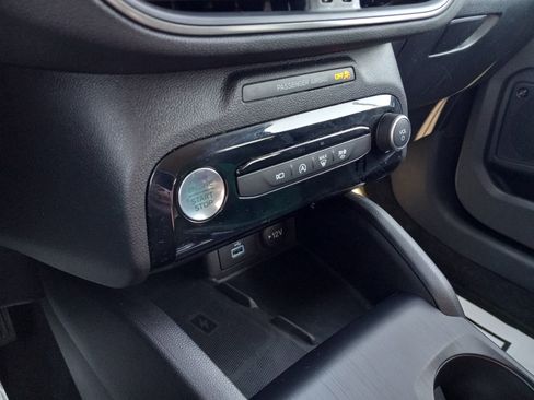 Used 2023 Ford Escape Active w/ Tech Pack #2 AWD/4WD image 22