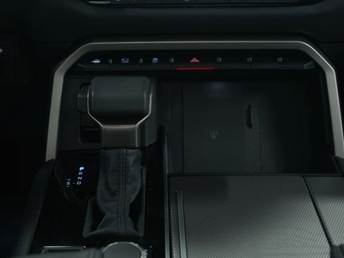 Used 2025 Toyota Sequoia Limited image 20