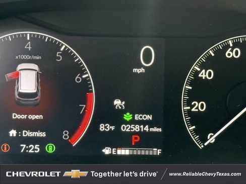 Used 2024 Honda Pilot Touring image 17