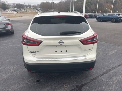 Used 2022 Nissan Rogue Sport SL image 6