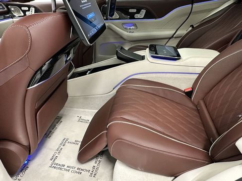 New 2026 Mercedes-Benz Maybach GLS 600 4MATIC image 30