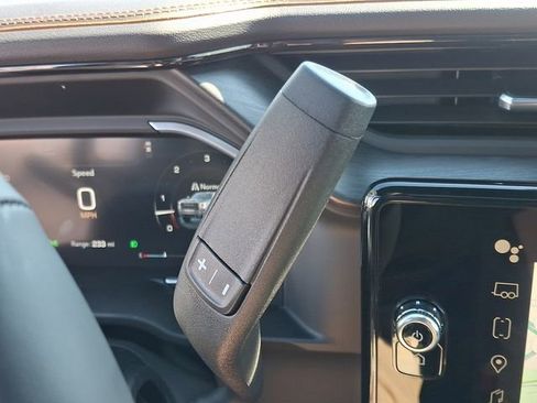 New 2026 GMC Sierra 2500 AT4 w/ AT4 Premium Plus Package image 12