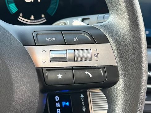 Used 2025 Hyundai Sonata SEL FWD image 18