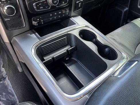 Used 2018 RAM 2500 Laramie w/ Sport Appearance Group AWD/4WD image 38