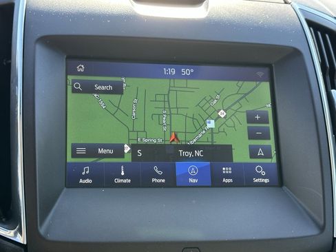 Used 2019 Ford Edge Titanium w/ Equipment Group 301A image 6