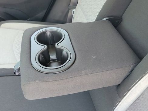 Used 2023 Chevrolet Equinox LT w/ Driver Convenience Package FWD image 19