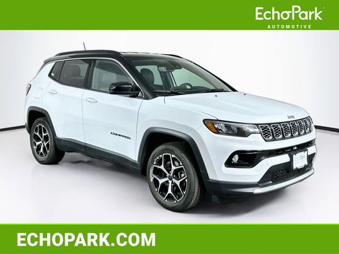 Used 2025 Jeep Compass Limited AWD/4WD image 1