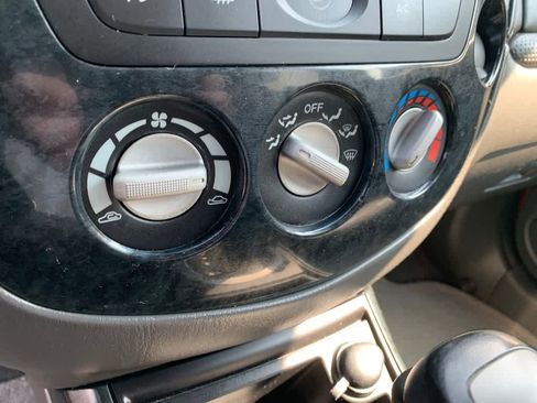 Used 2006 MAZDA Tribute I w/ Premium Pkg FWD image 11