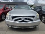Used 2006 Cadillac DTS w/ Sun And Sound Package image 2
