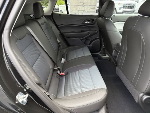 New 2026 Chevrolet Trax LT FWD image 15
