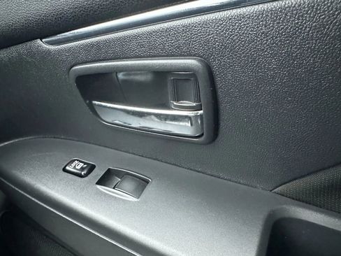 Used 2023 Mitsubishi Outlander Sport S Sport Utility 4D image 30