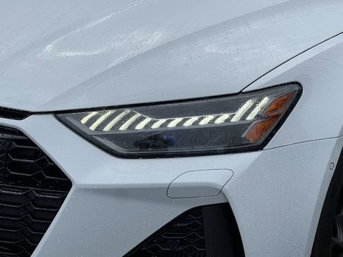 Used 2024 Audi RS 7 Performance image 7