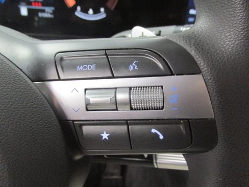 Used 2025 Hyundai Sonata SEL FWD image 29
