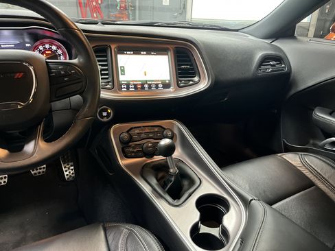 Used 2022 Dodge Challenger R/T image 29