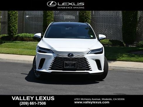 New 2026 Lexus RX 450h AWD image 2