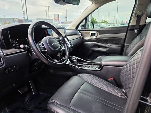 Certified 2023 Kia Sorento SX Prestige AWD/4WD image 11