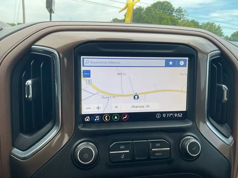 Used 2020 Chevrolet Silverado 2500 High Country w/ Z71 Off-Road Package AWD/4WD image 22