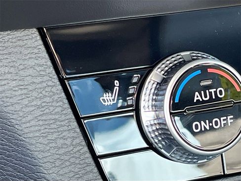 New 2026 Mitsubishi Outlander SE image 20