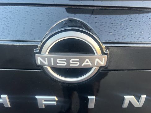Certified 2025 Nissan Pathfinder SV image 35