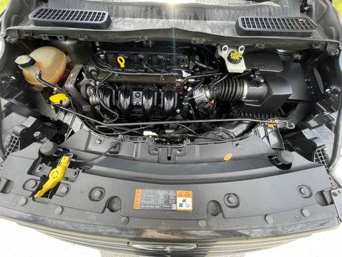 Used 2017 Ford Escape S FWD image 34