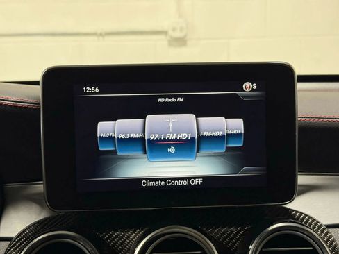 Used 2019 Mercedes-Benz GLC 43 AMG 4MATIC image 38