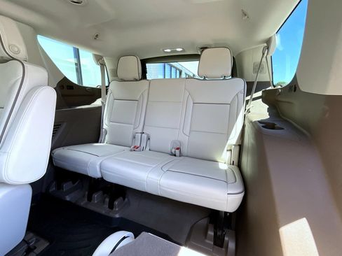 Used 2022 GMC Yukon Denali w/ Max Trailering Package AWD/4WD image 21