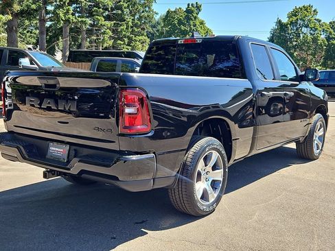 New 2026 RAM 1500 Express AWD/4WD image 7