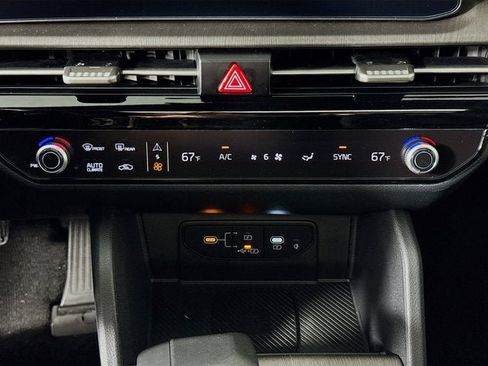 New 2026 Kia Sportage X-Line w/ X-Line Technology Package AWD/4WD image 19
