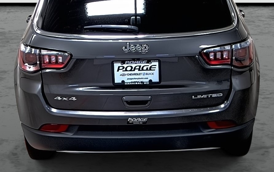 Used 2023 Jeep Compass Limited AWD/4WD image 11