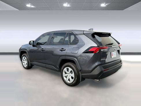 Used 2023 Toyota RAV4 LE FWD image 3