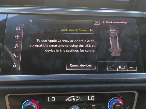 Used 2020 Audi Q3 2.0T Prestige w/ Prestige Package image 21