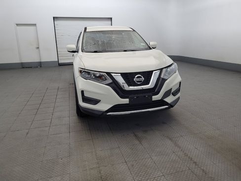 Used 2017 Nissan Rogue S AWD/4WD image 14