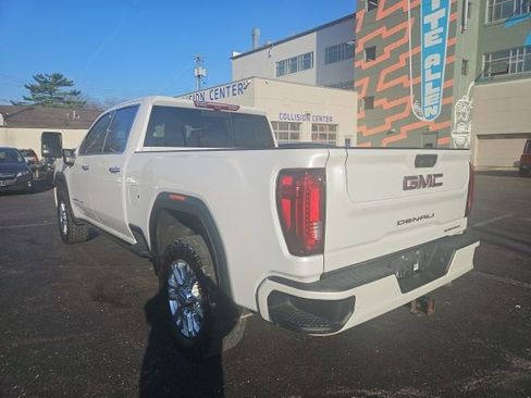 Used 2022 GMC Sierra 2500 Denali w/ Denali Ultimate Package image 3