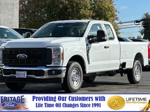 New 2026 Ford F250 XL w/ XL Chrome Package image 8