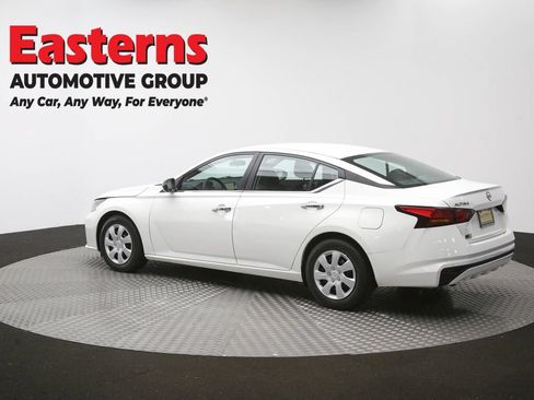 Used 2024 Nissan Altima 2.5 S FWD image 61