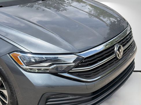 Certified 2024 Volkswagen Jetta S FWD image 33